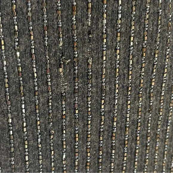 Carolyne Roehme Elizabeth Arden Vintage 80’s Beaded Wool Sweater | Size M - Picture 9 of 11